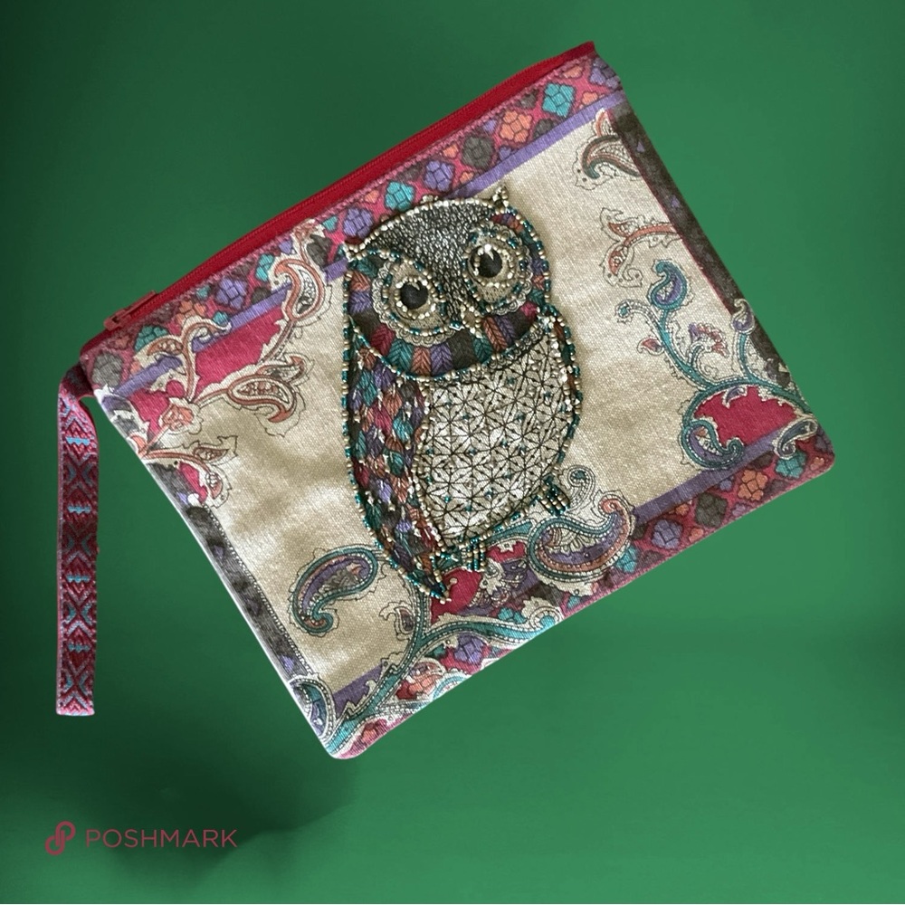 💖 Aphorism Beaded Owl Wristlet Pouch 💖